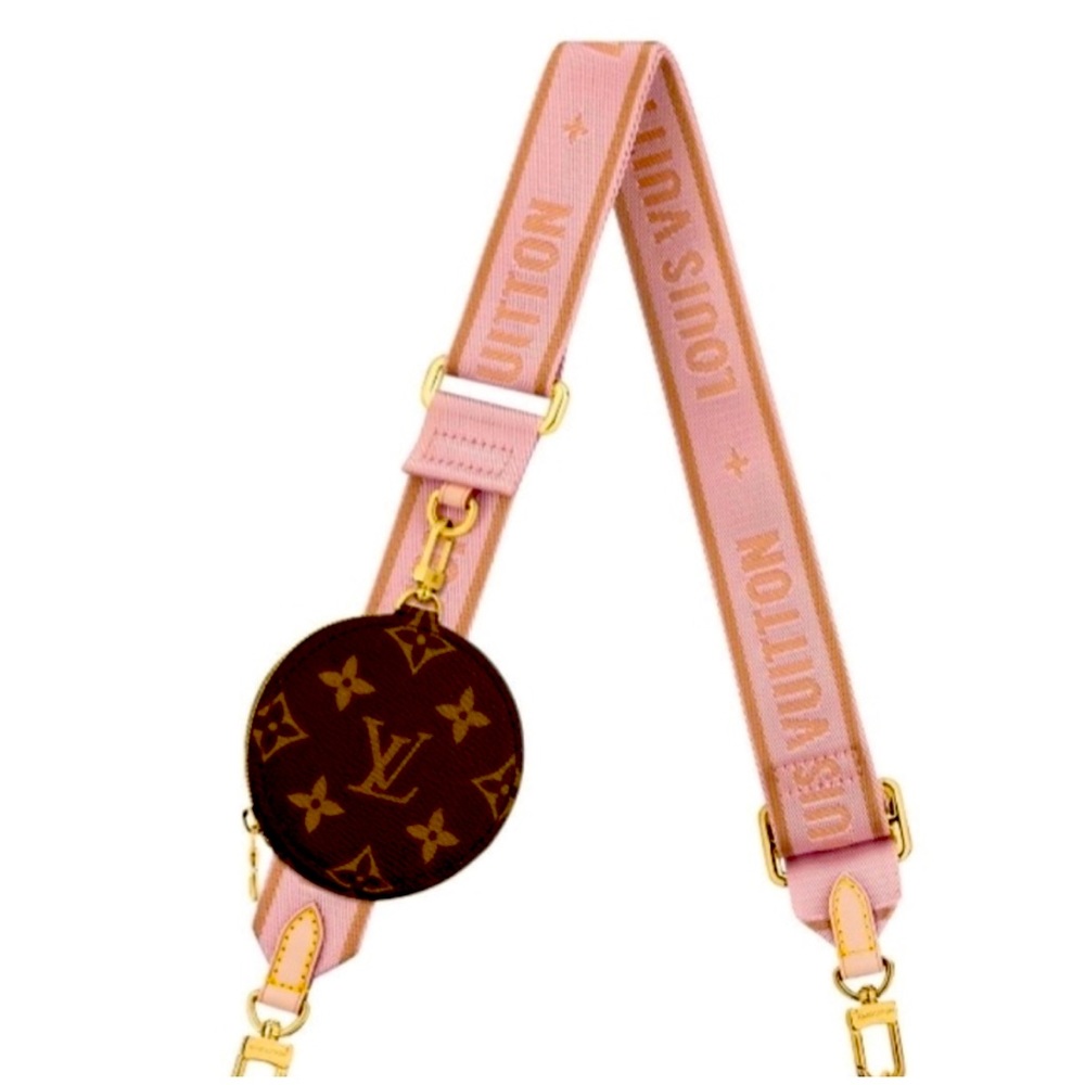 Pink adjustable strap from a multi pochette beautiful with any bag 🩷